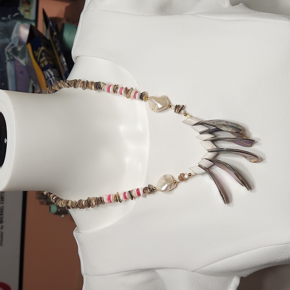 Mermaid Beach Vibes Shell Necklace